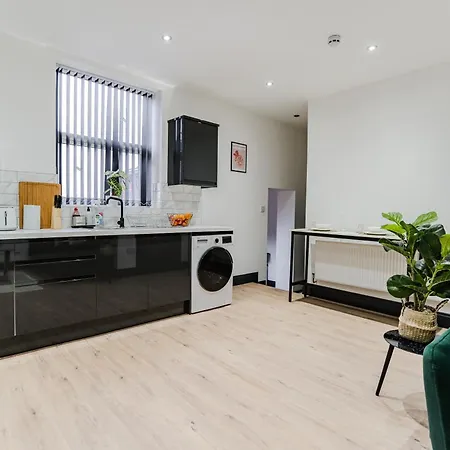 Charming & Cosy 2 Bedroom Flat, Fast Wifi -sleeps 5