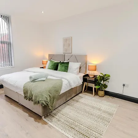 Charming & Cosy 2 Bedroom Flat, Fast Wifi -Sleeps 5 Leeds (West Yorkshire)
